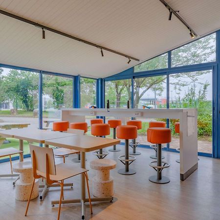 Ibis Budget Lyon Est Saint Quentin Fallavier Exterior foto