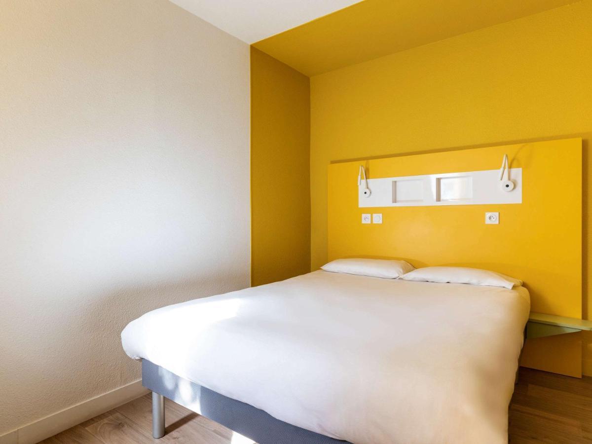 Ibis Budget Lyon Est Saint Quentin Fallavier Exterior foto