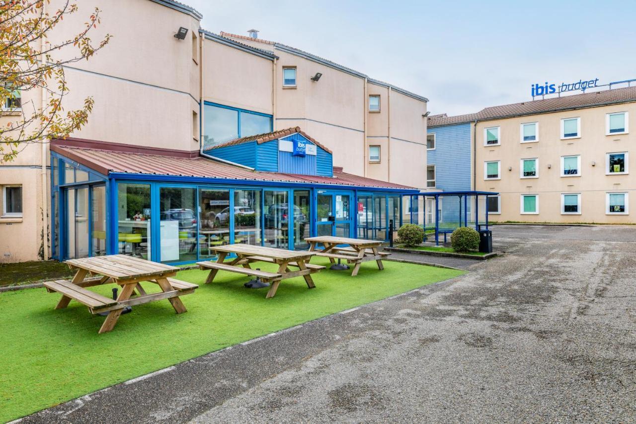 Ibis Budget Lyon Est Saint Quentin Fallavier Exterior foto