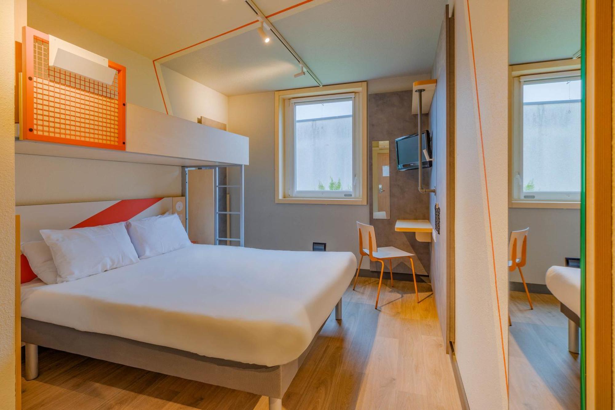 Ibis Budget Lyon Est Saint Quentin Fallavier Exterior foto