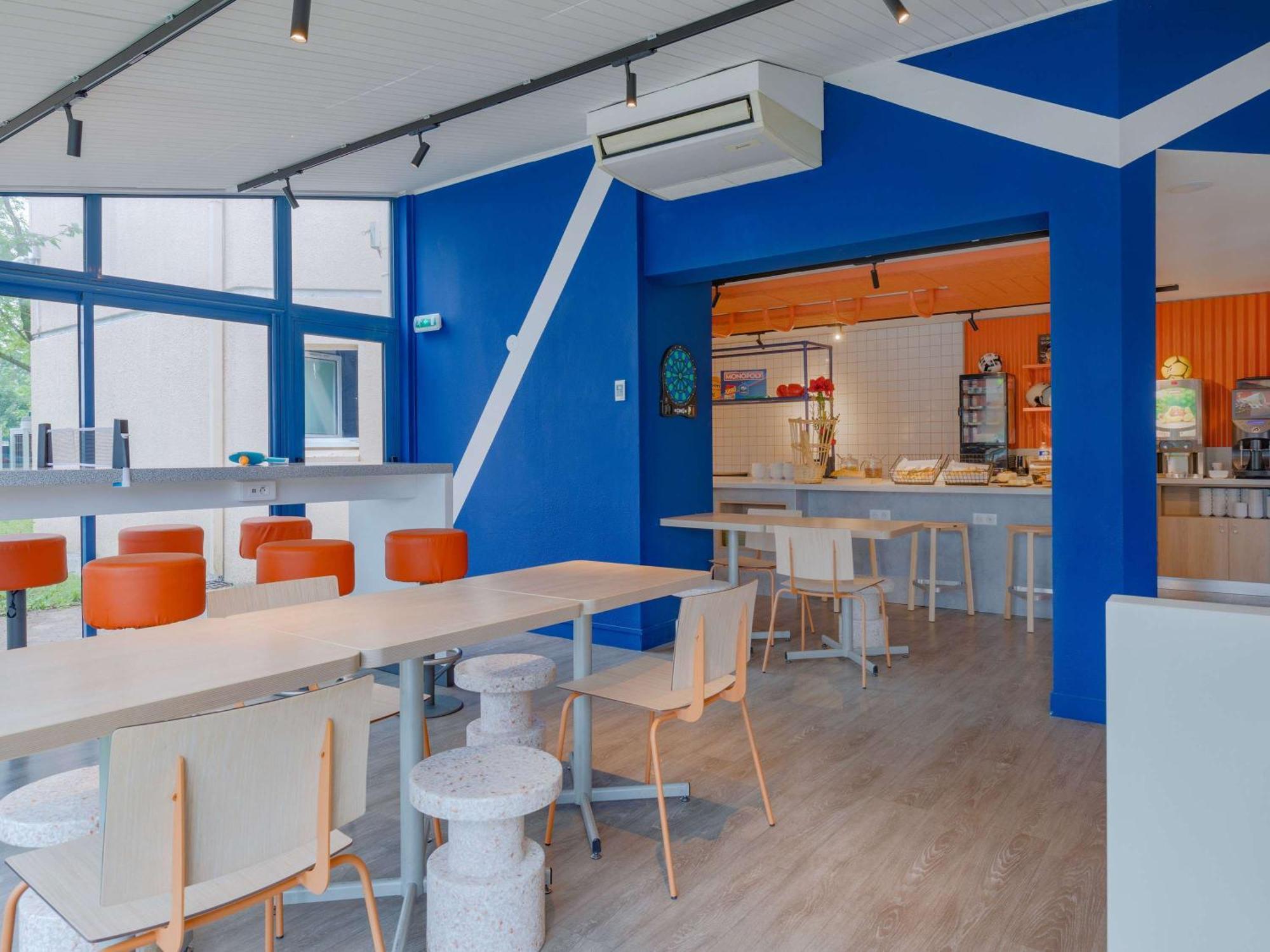Ibis Budget Lyon Est Saint Quentin Fallavier Exterior foto